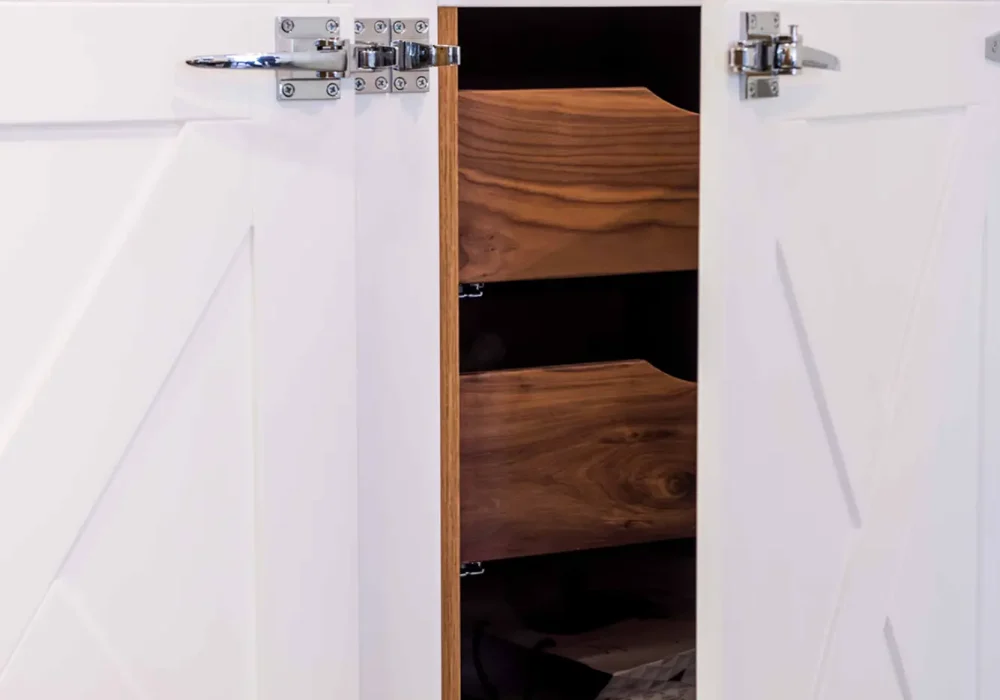 עיצוב: אודי דנינו
צילום: גלעד רדט