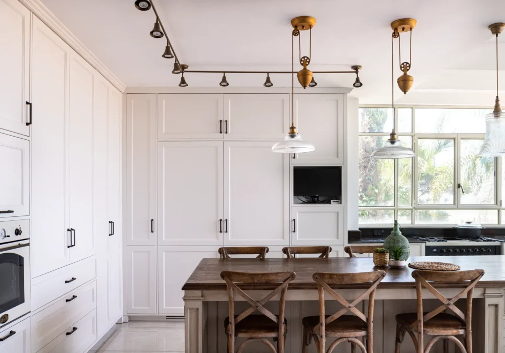 מטבח כפרי-צאלה ומשה (ראשית)